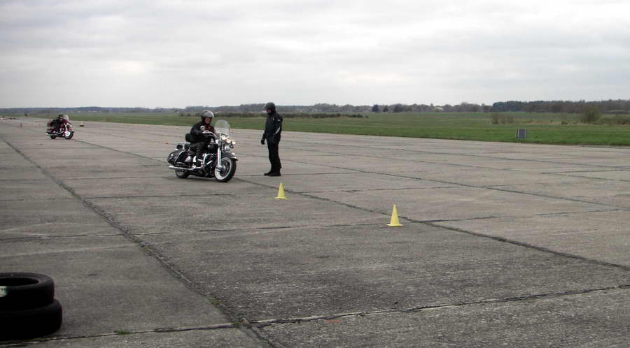 Fahrsicherheitstraining-Aprli-2008-31.jpg