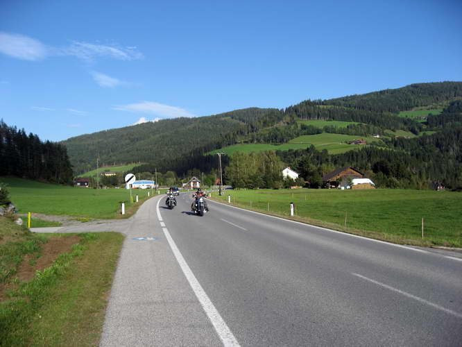 Faak-2011-098.JPG - durch das Tal der Gurk