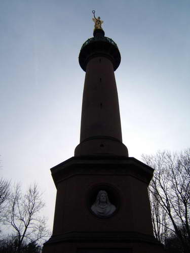 Kremmen-03-2011-06.JPG - Denkmal für den Sieg der Brandenburger unter dem Großen Kurfürsten über die Schweden 1675