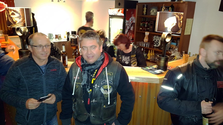 Clubhauseroeffnung der 123er-11.jpg