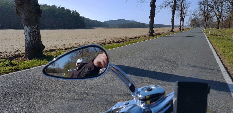 Ausfahrt zum Lilienthaldenkmal-03.jpg