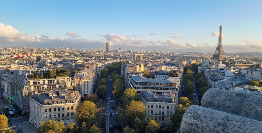 Paris-17.jpg - der Blick vom Arc de Triomphe über die Stadt
