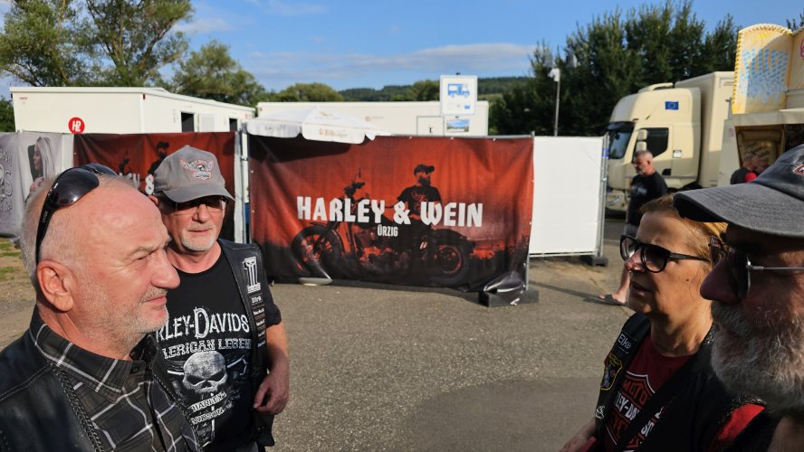 Harley-und-Wein-63.jpg
