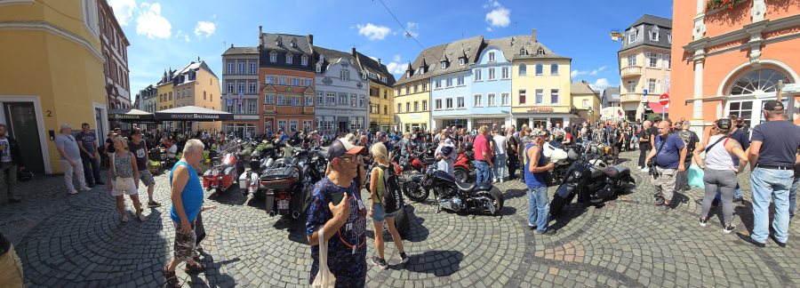 Harley-und-Wein-78.jpg