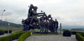 Skulptur am Kreisverkehr Faak-Pogöriach