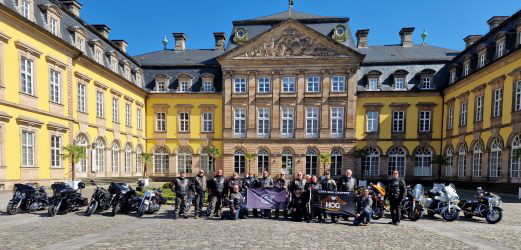 vor dm Residenzschloss in Bad Arolsen